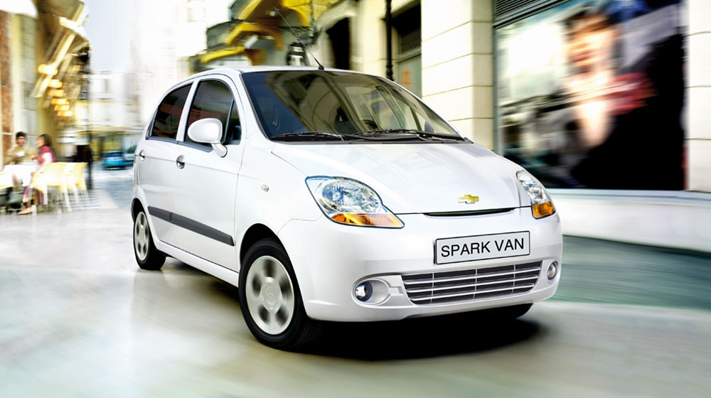 Chevrolet Spark ế thảm giảm sâu trở thành xe ô tô rẻ nhất Việt Nam